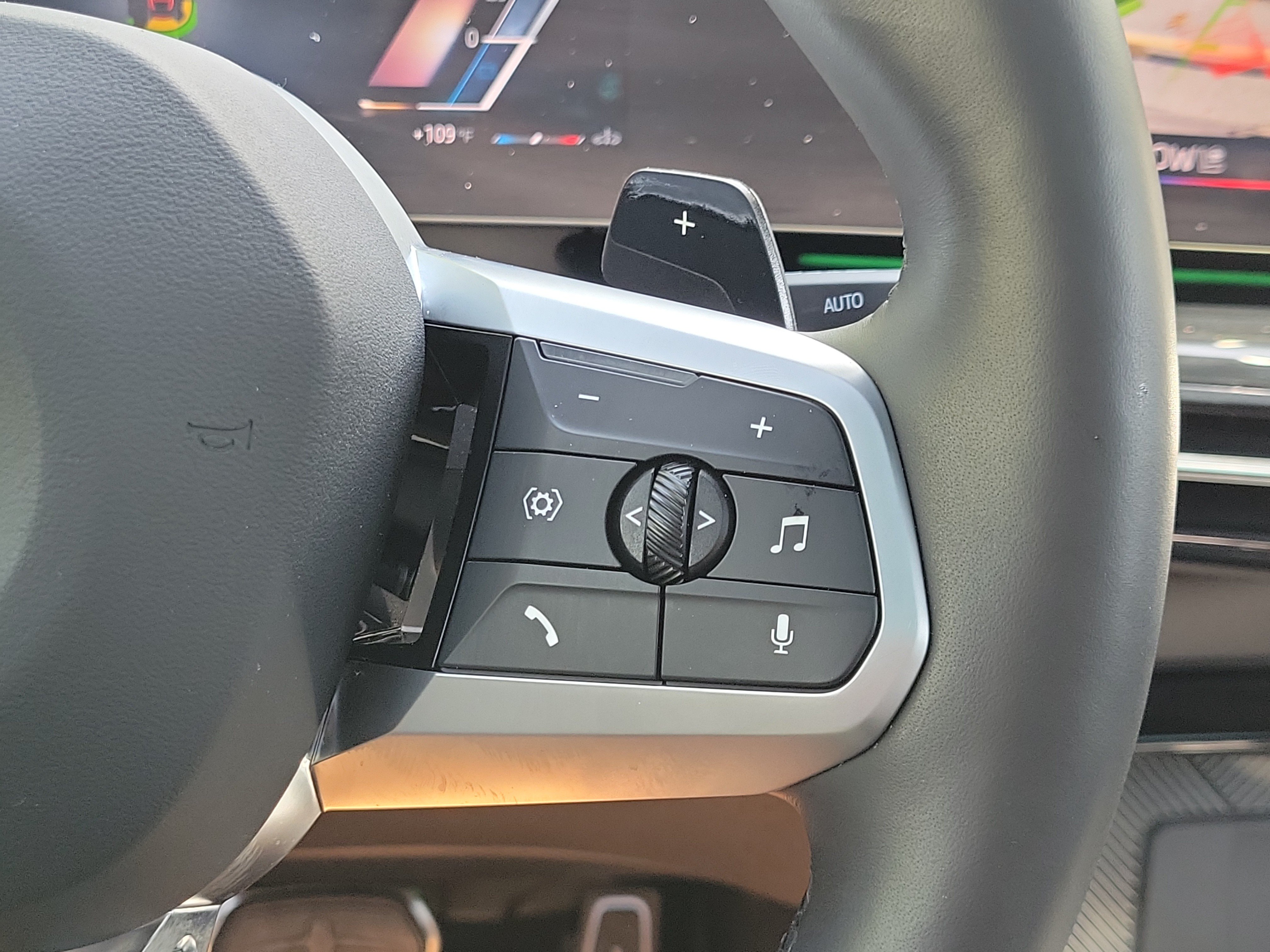 New 2026 BMW X2 xDrive28i AWD/4WD image 20