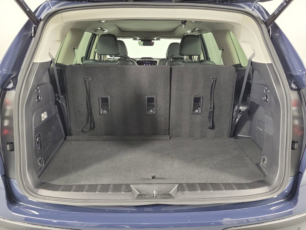 Used 2023 Subaru Ascent Limited w/ Technology Package image 8