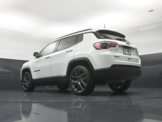 New 2026 Jeep Compass Latitude AWD/4WD image 22