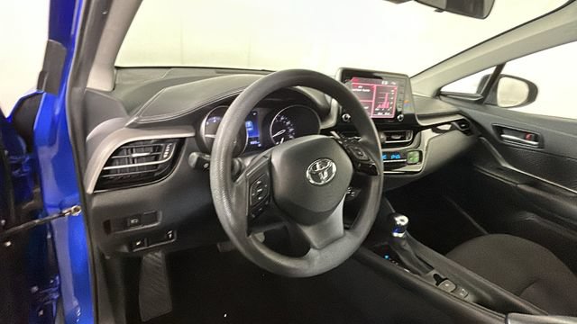 Used 2020 Toyota C-HR LE FWD image 13