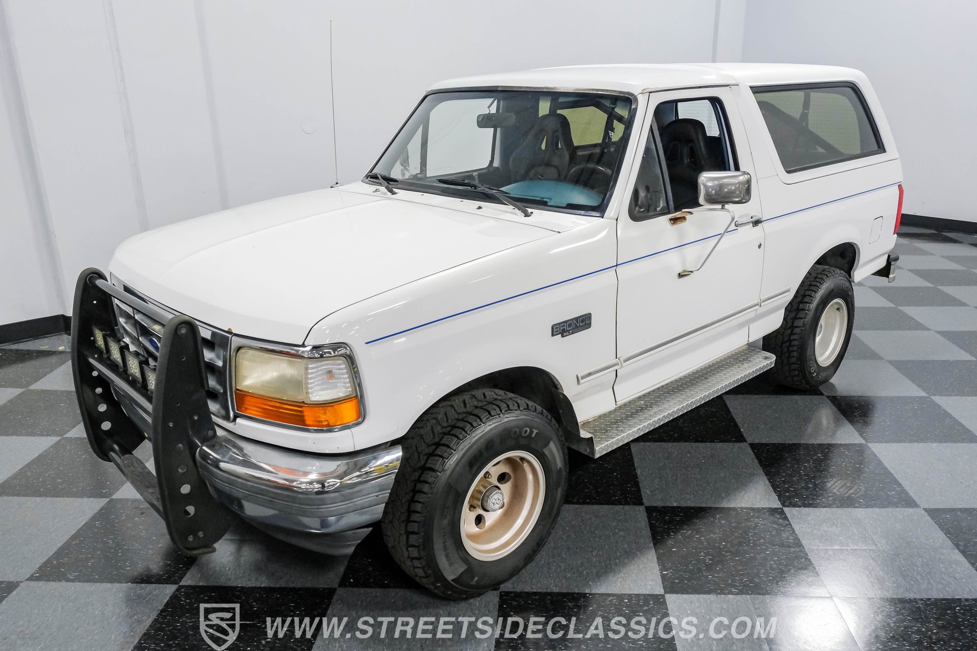 Used 1994 Ford Bronco XLT image 33