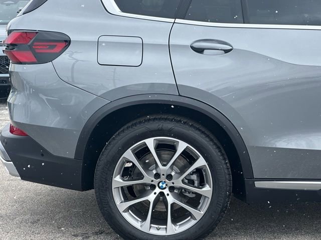 New 2026 BMW X5 xDrive40i AWD/4WD image 12