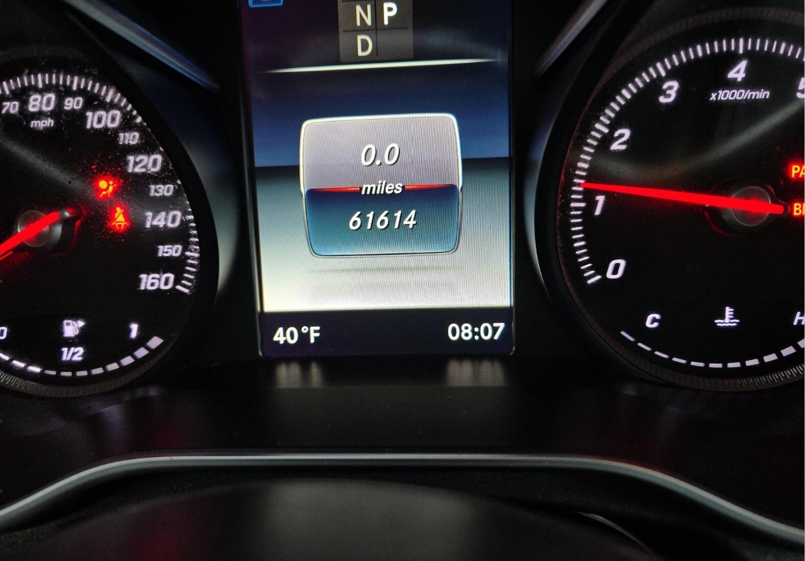 Used 2019 Mercedes-Benz GLC 300 4MATIC w/ Premium Package image 15