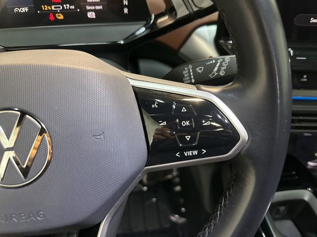 Certified 2021 Volkswagen ID.4 Pro S w/ Gradient Package image 18