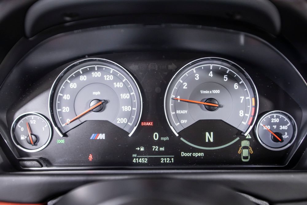 Used 2020 BMW M4 Coupe w/ Competition Package RWD image 29