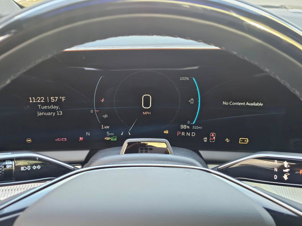 New 2026 Cadillac Optiq Luxury 1 RWD image 31