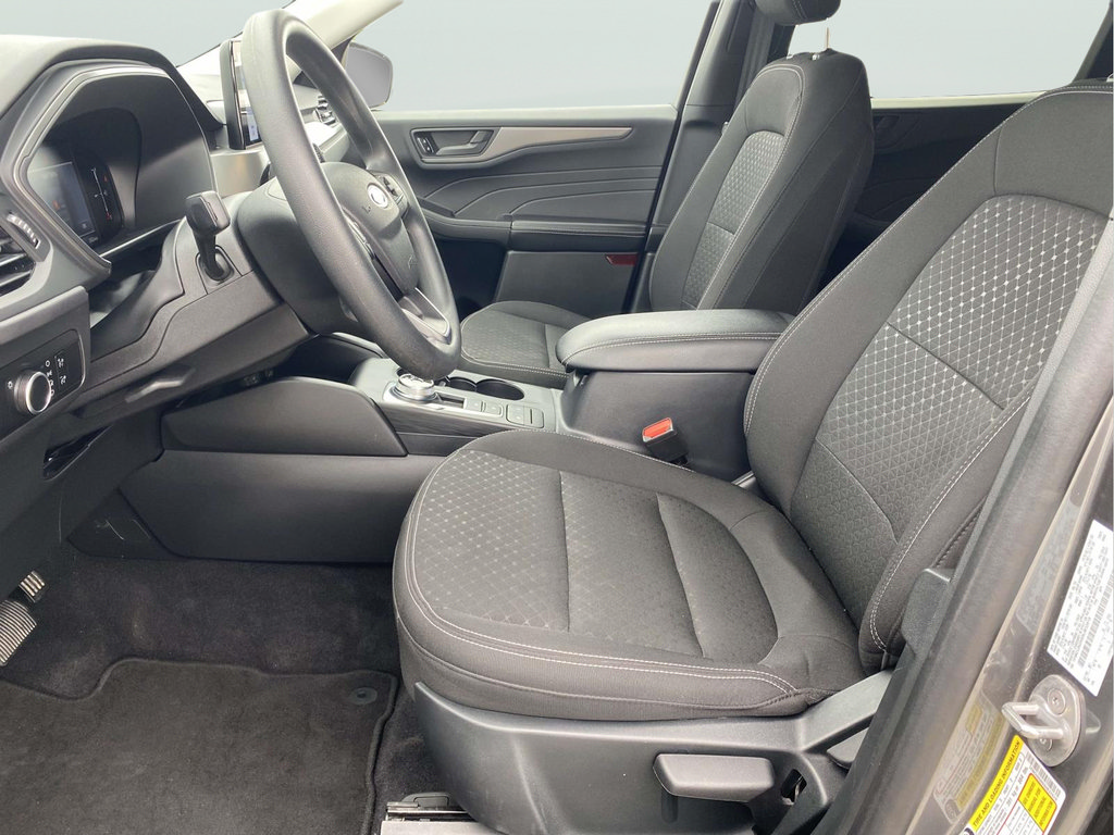 Used 2025 Ford Escape Active FWD image 14