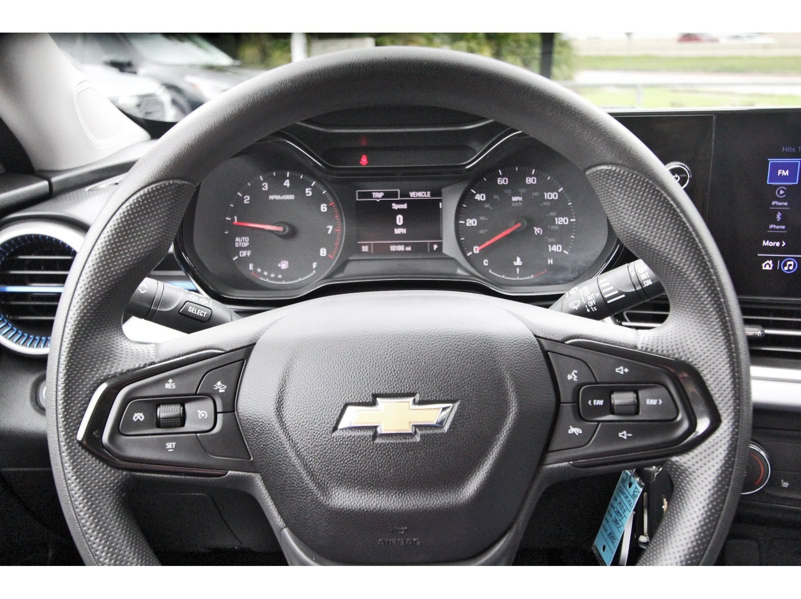 Used 2024 Chevrolet Trax LS w/ LS Convenience Package FWD image 13