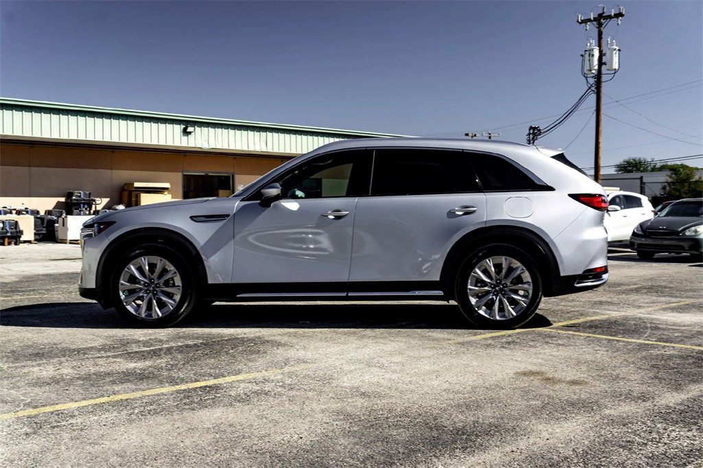 Used 2025 MAZDA CX-90 3.3 Turbo w/ Premium Plus Pkg image 8