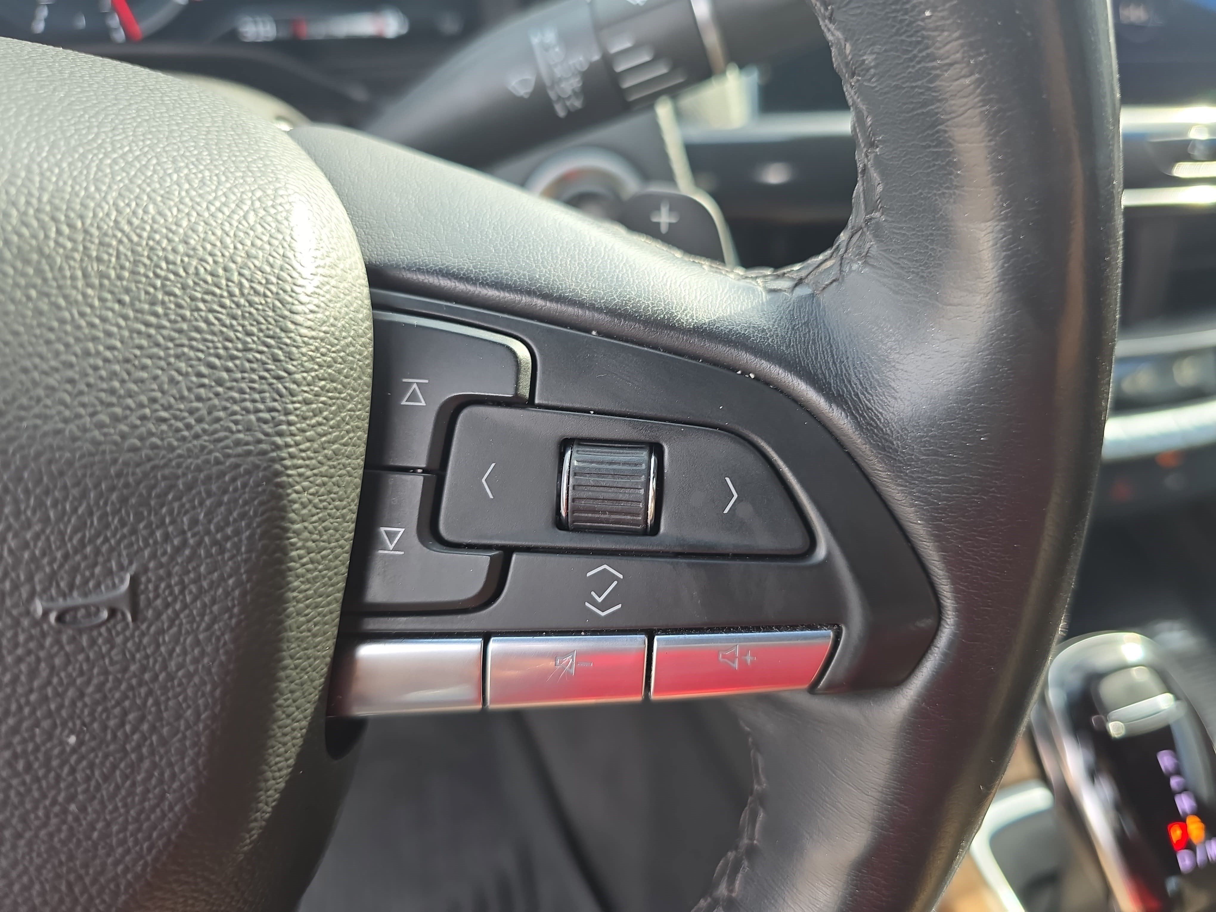 Used 2023 Cadillac CT5 Premium Luxury RWD image 17