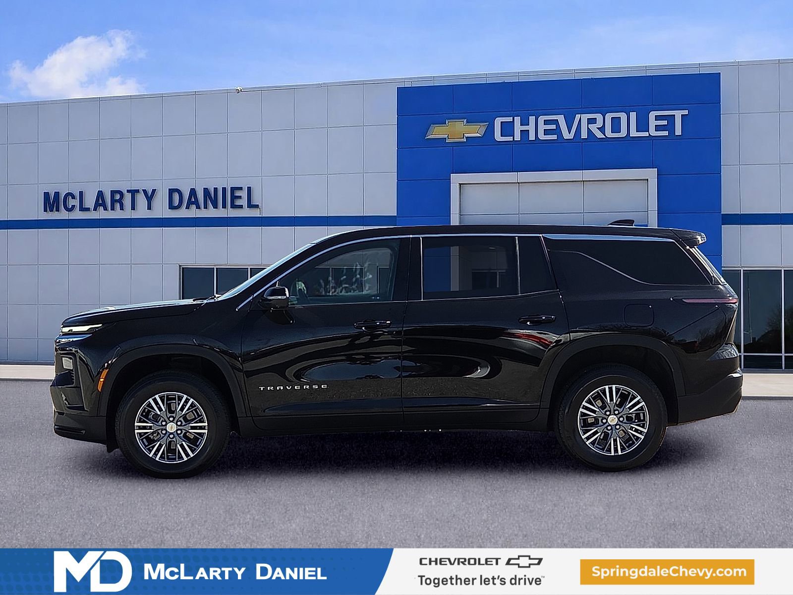 Certified 2024 Chevrolet Traverse LS FWD image 3