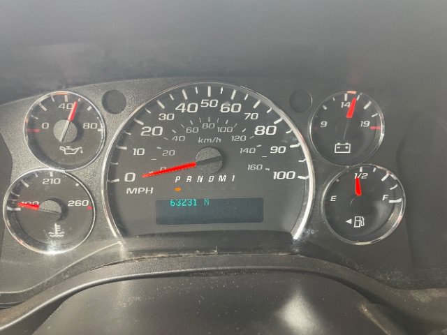 Used 2017 GMC Savana 3500 Extended RWD image 10