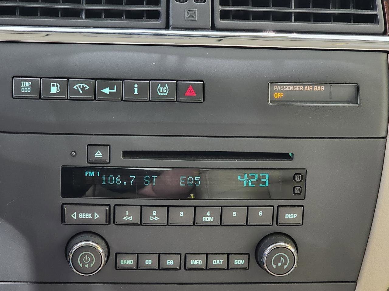 Used 2008 Buick LaCrosse CXL w/ Driver Confidence Package image 18