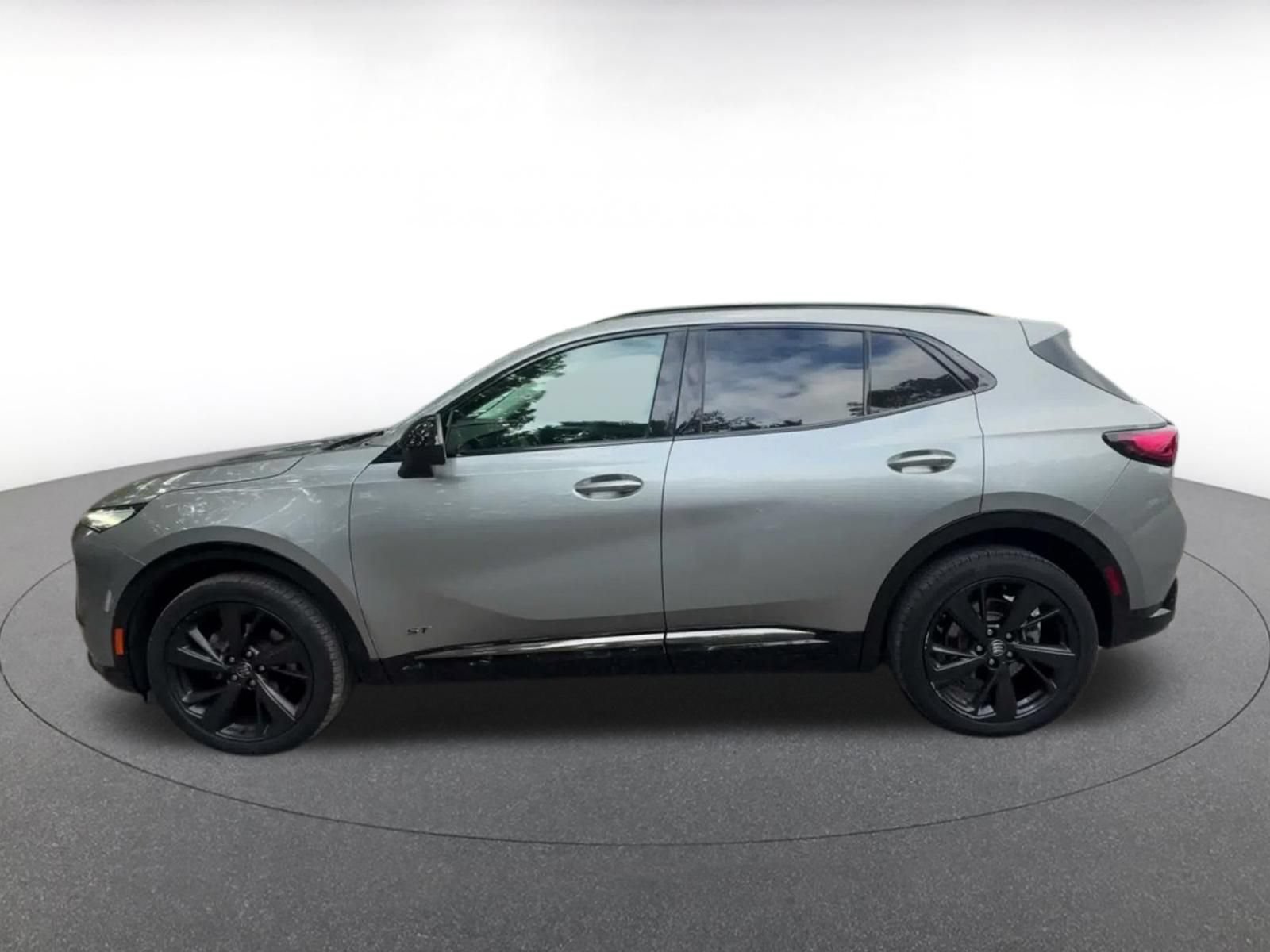 Used 2024 Buick Envision Sport Touring AWD/4WD image 8