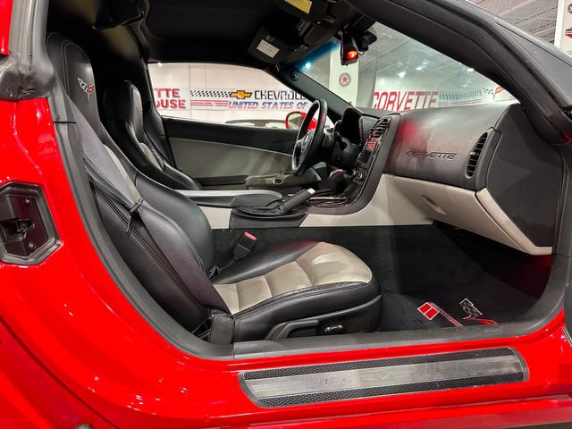 Used 2011 Chevrolet Corvette Grand Sport w/ Preferred Equipment Group RWD image 10
