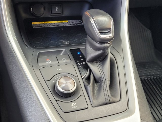Certified 2020 Toyota RAV4 XSE AWD/4WD image 23