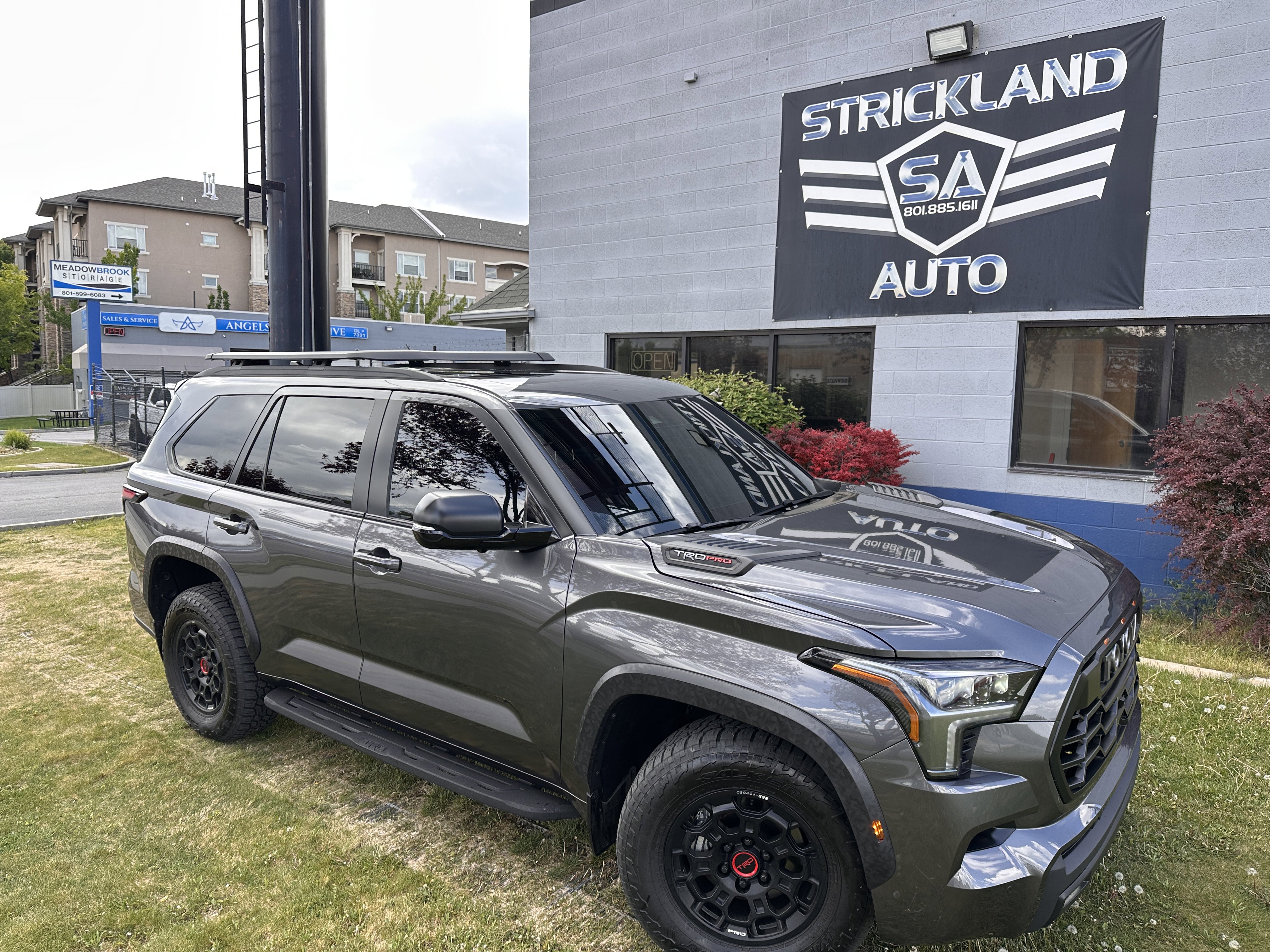 Used 2025 Toyota Sequoia TRD Pro w/ TRD Performance Package (TMS) AWD/4WD image 2