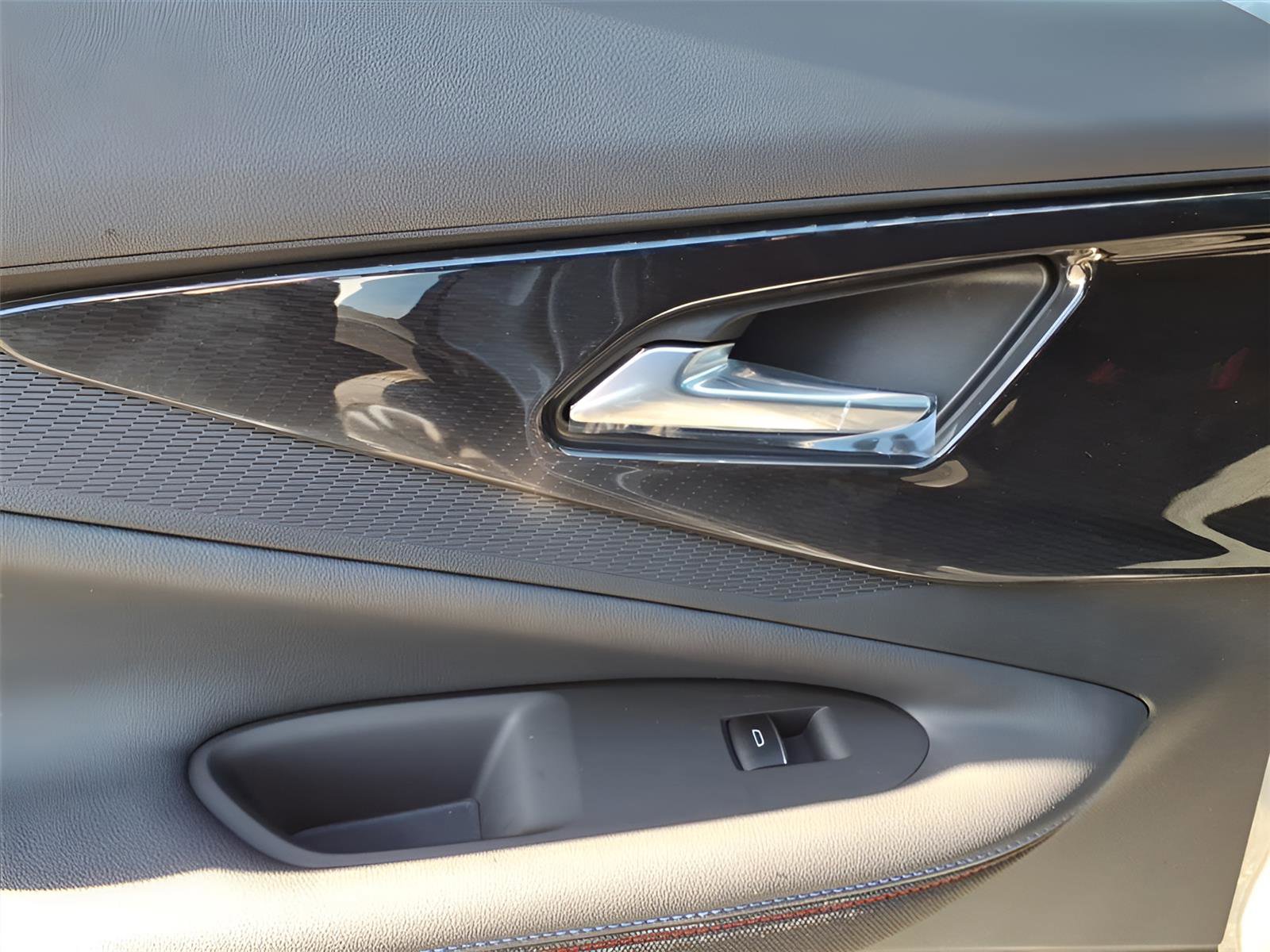 New 2026 Chevrolet Blazer EV RS image 10