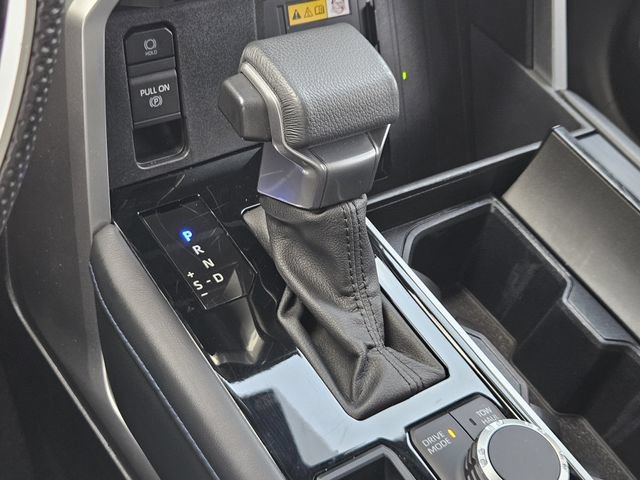 Used 2024 Toyota Sequoia Platinum AWD/4WD image 24