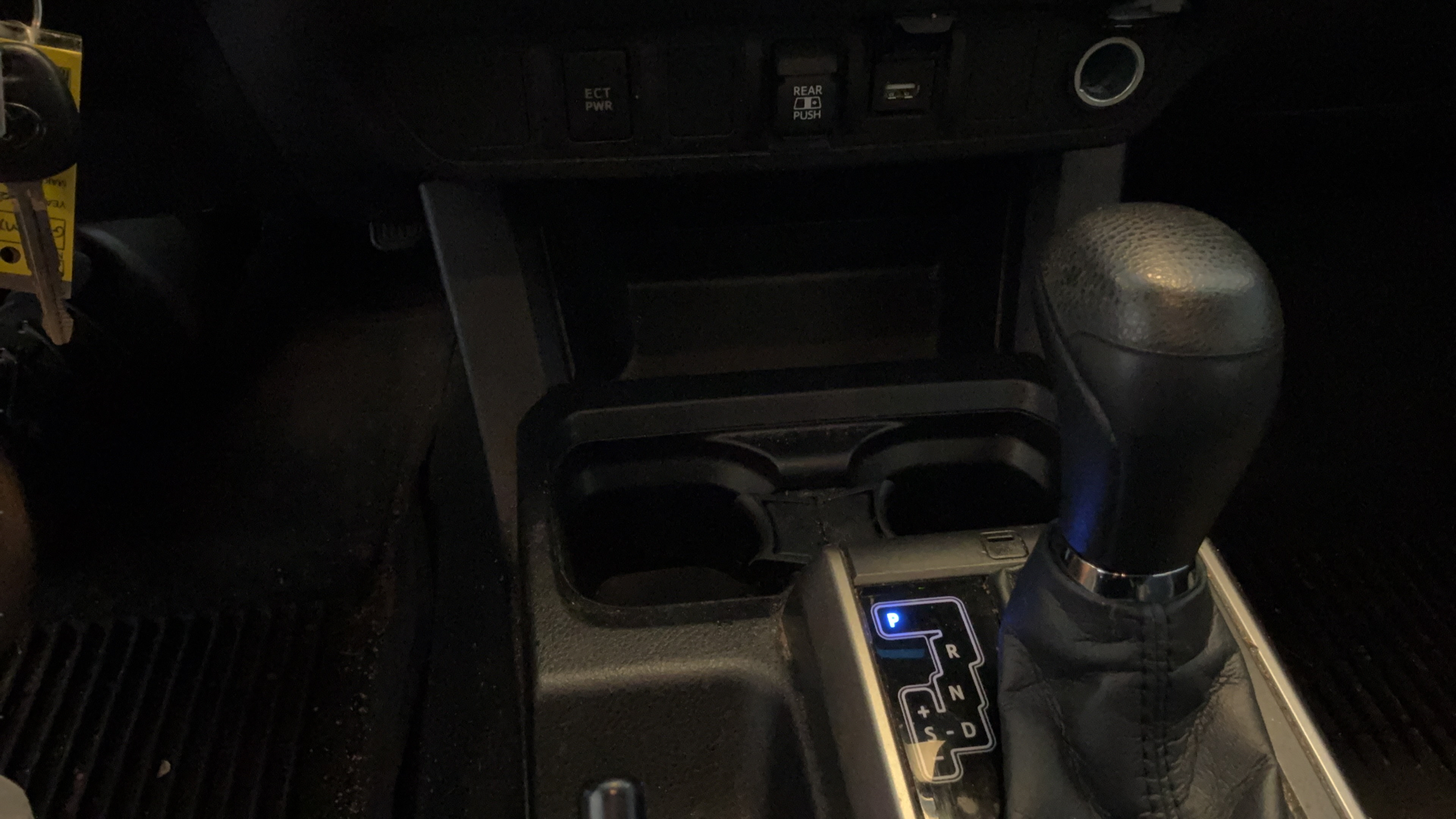 Used 2021 Toyota Tacoma SR5 RWD image 15