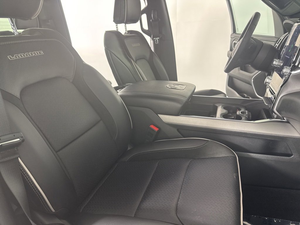 Used 2025 RAM 1500 Laramie image 43