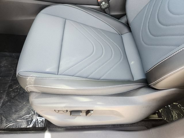 New 2026 Volkswagen Tiguan SE AWD/4WD image 22