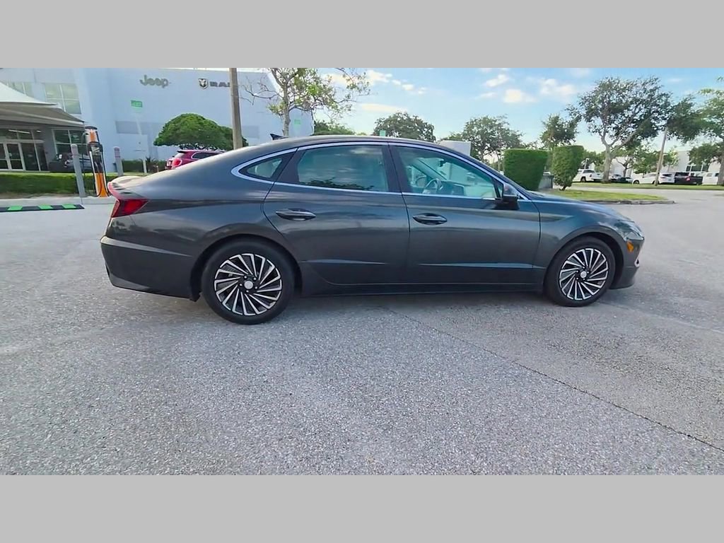 Used 2022 Hyundai Sonata Limited FWD image 34