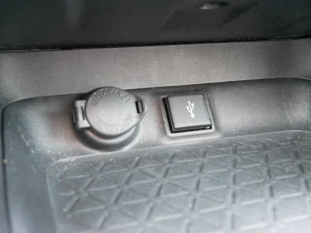 Used 2021 Toyota RAV4 XLE Premium AWD/4WD image 23
