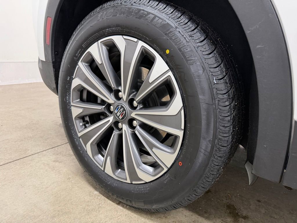 Certified 2024 Buick Envision Preferred image 17