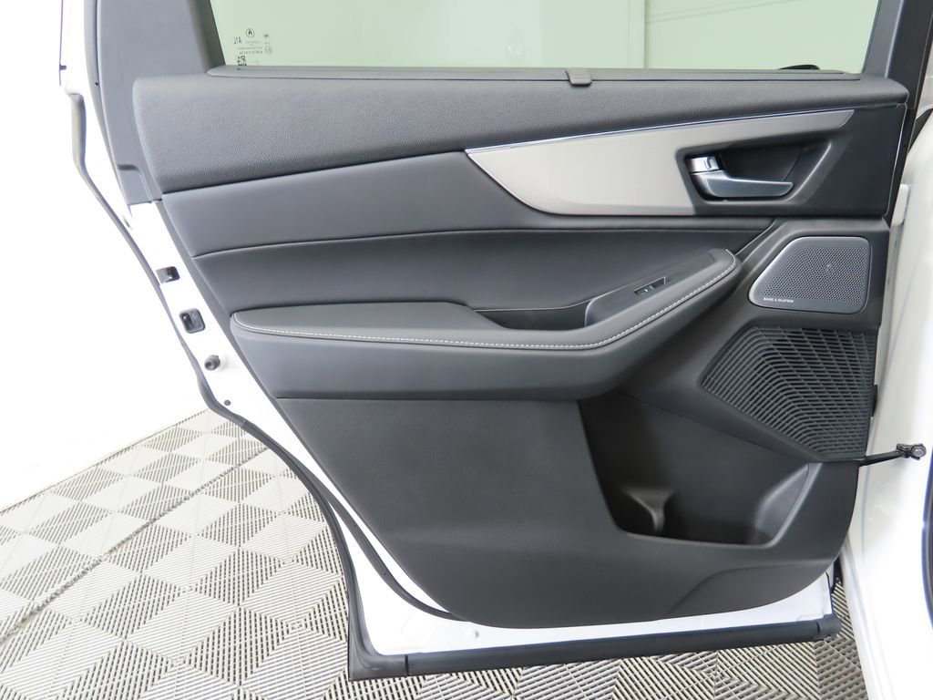 Used 2026 Acura MDX FWD w/ Technology Package image 27