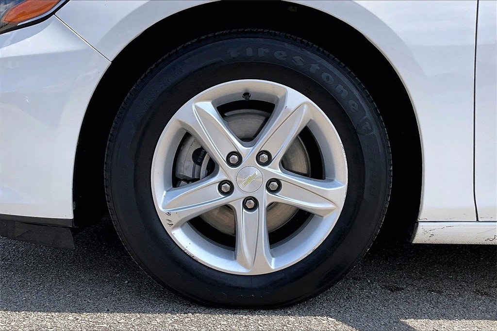 Used 2020 Chevrolet Malibu LS image 31