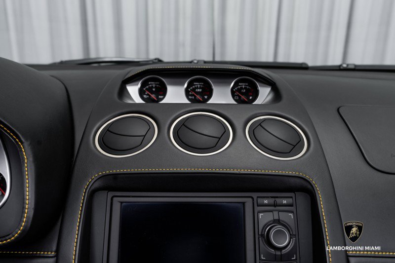 Used 2012 Lamborghini Gallardo LP 560-4 image 35