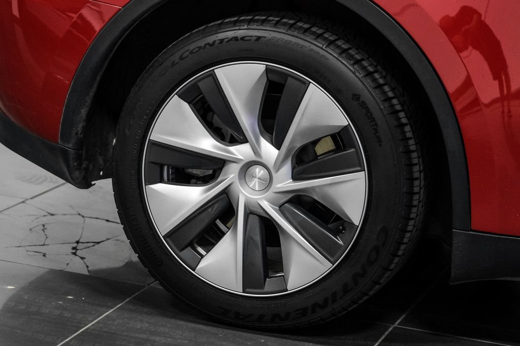 Used 2023 Tesla Model Y AWD image 51