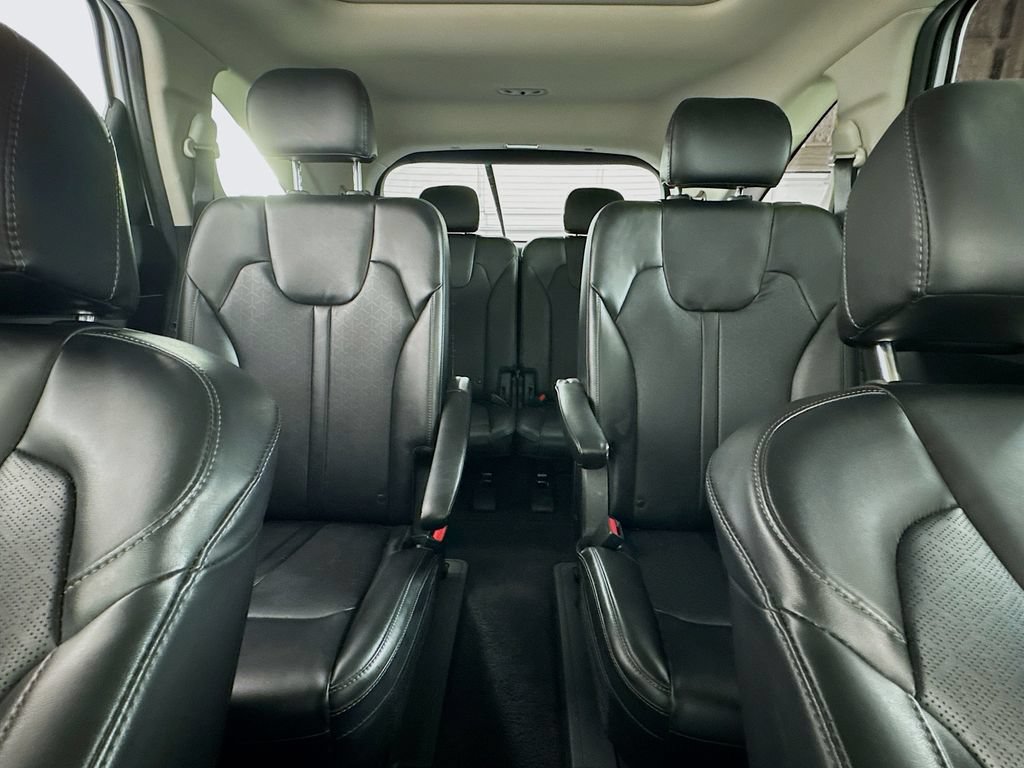 Used 2022 Kia Sorento EX w/ Panoramic Sunroof Package FWD image 10
