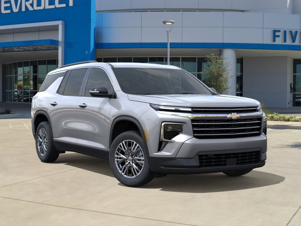New 2027 Chevrolet Traverse LT w/ Driver Confidence Package FWD image 7