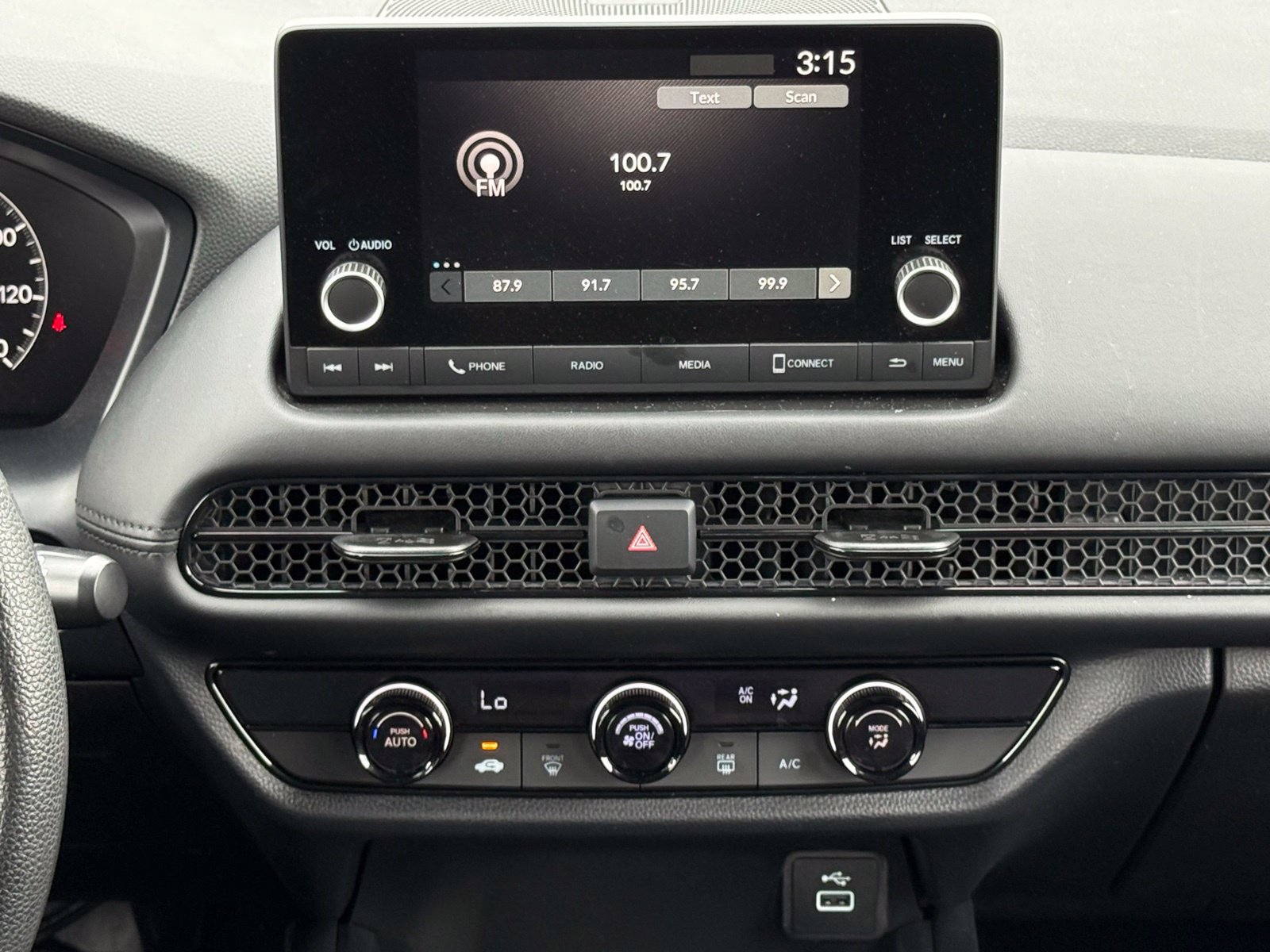Used 2024 Honda HR-V LX image 22