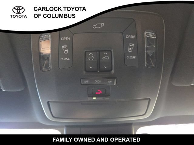 Used 2025 Toyota Sienna XSE w/ XSE Plus Package AWD/4WD image 30