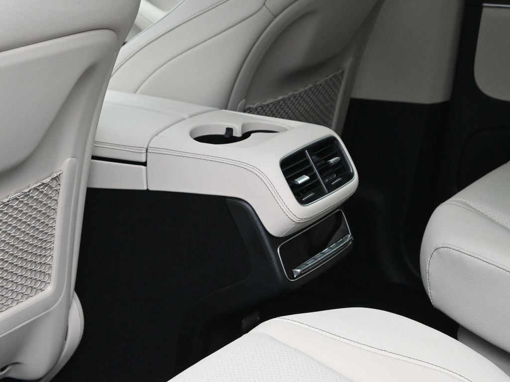 New 2025 Mercedes-Benz GLS 450 4MATIC image 25