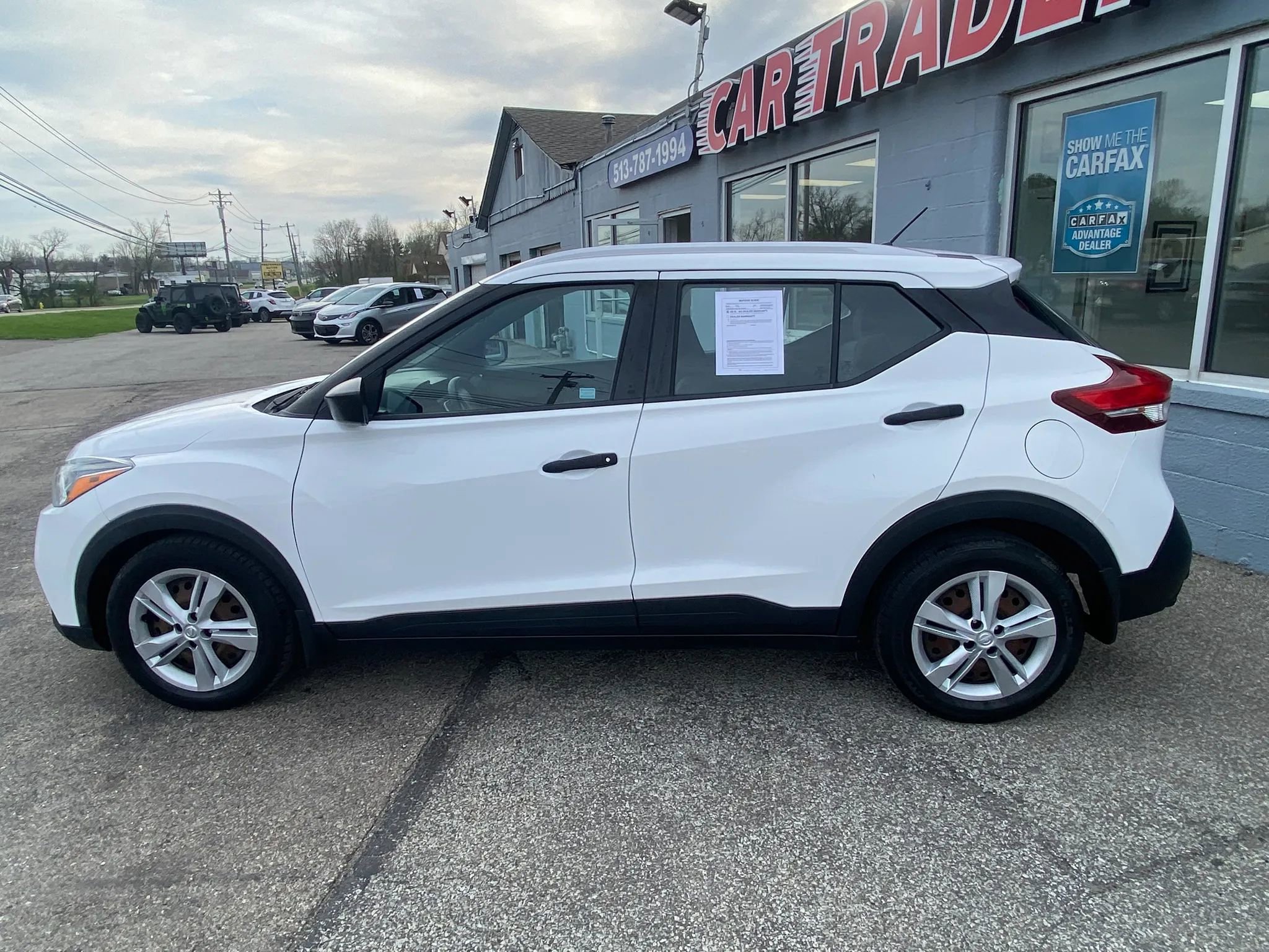 Used 2018 Nissan Kicks S image 8
