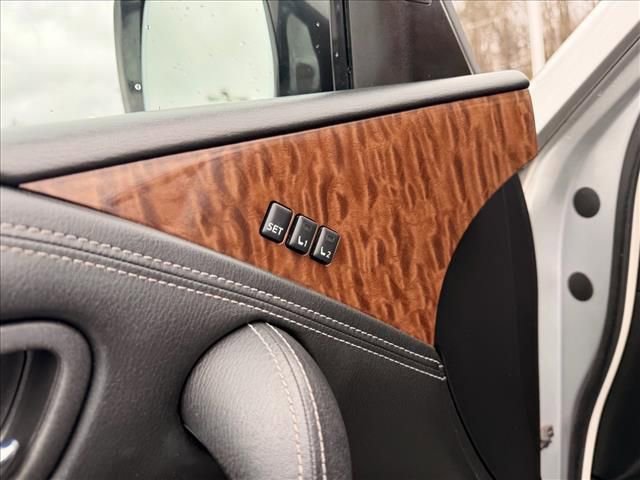 Used 2020 Nissan Armada SL w/ Premium Package image 15