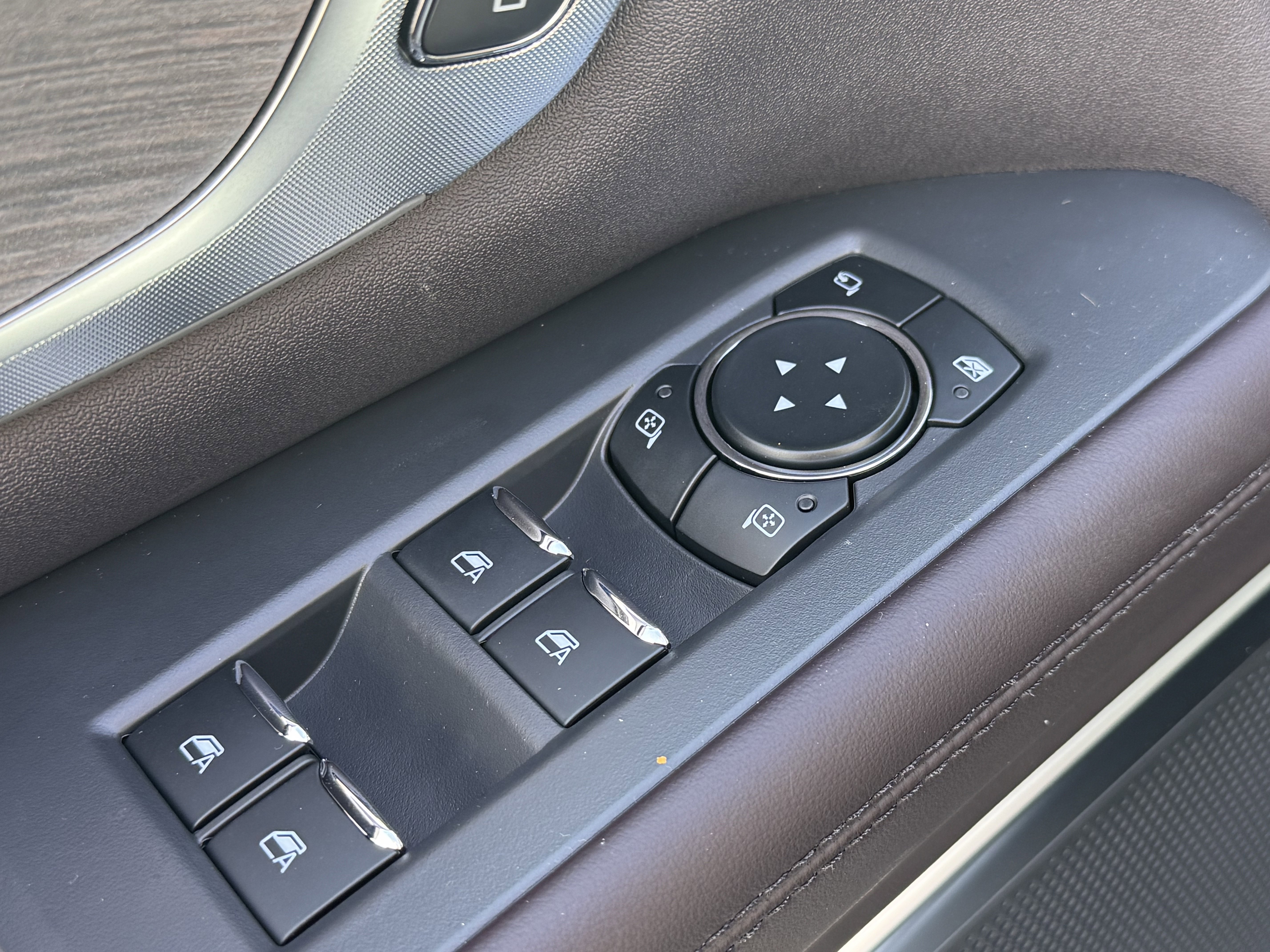 New 2026 Ford Expedition Max Platinum image 9