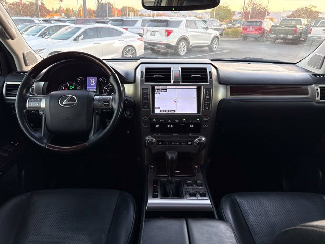 Used 2019 Lexus GX 460 Luxury AWD/4WD image 16