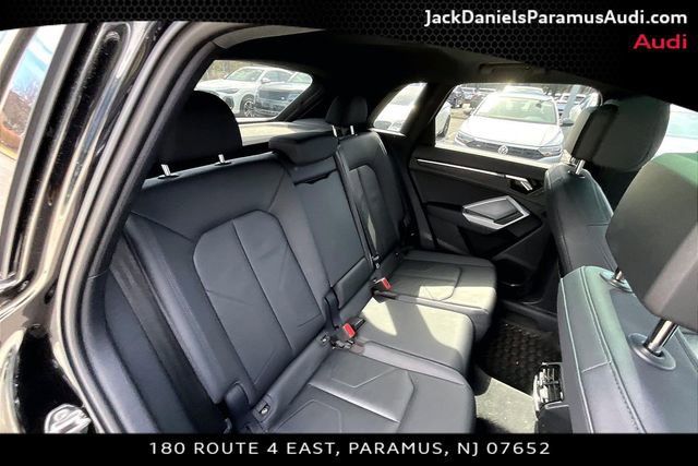 Used 2023 Audi Q3 2.0T Premium w/ Convenience Package image 19
