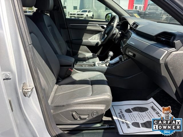 Used 2021 Audi Q3 2.0T Premium Plus w/ Premium Plus Package AWD/4WD image 21