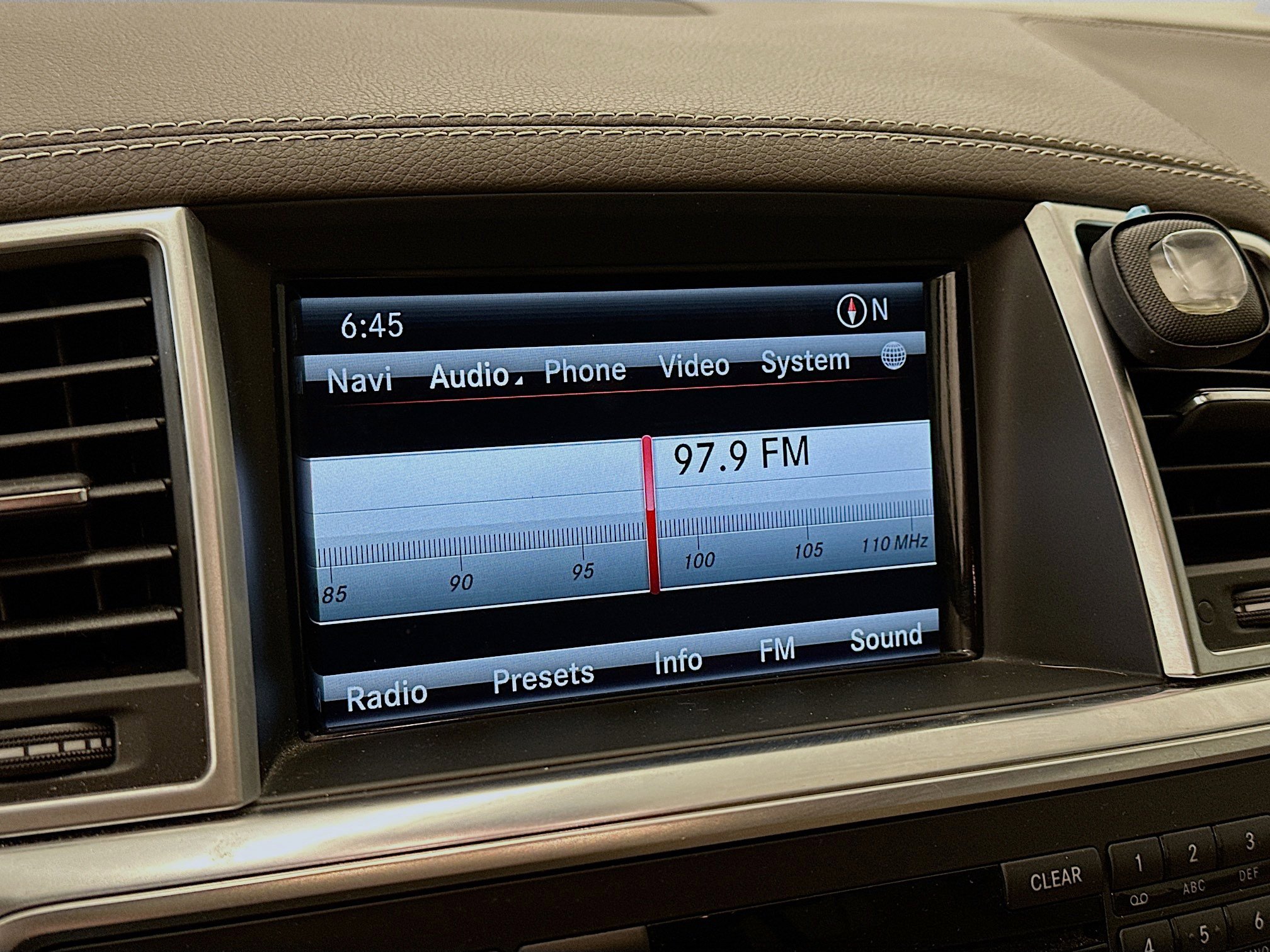 Used 2013 Mercedes-Benz GL 320 BlueTEC 4MATIC image 21