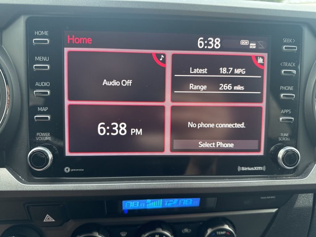 Used 2022 Toyota Tacoma TRD Sport w/ Technology Package image 21