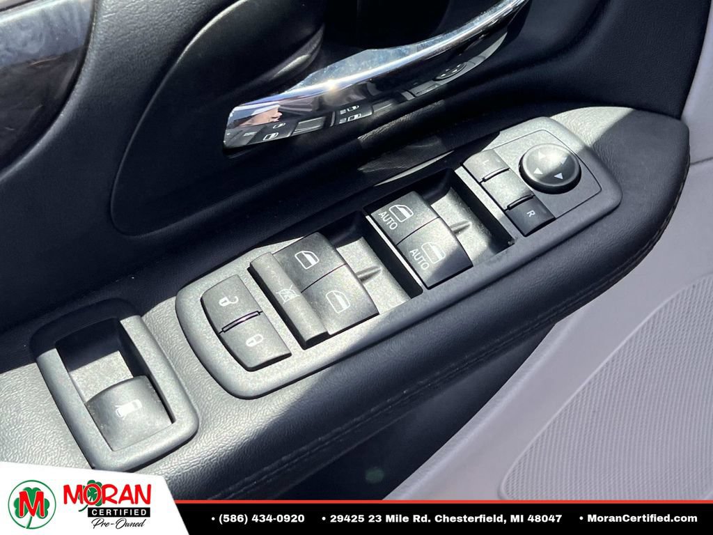 Used 2017 Dodge Grand Caravan SE w/ Power Window Group FWD image 18