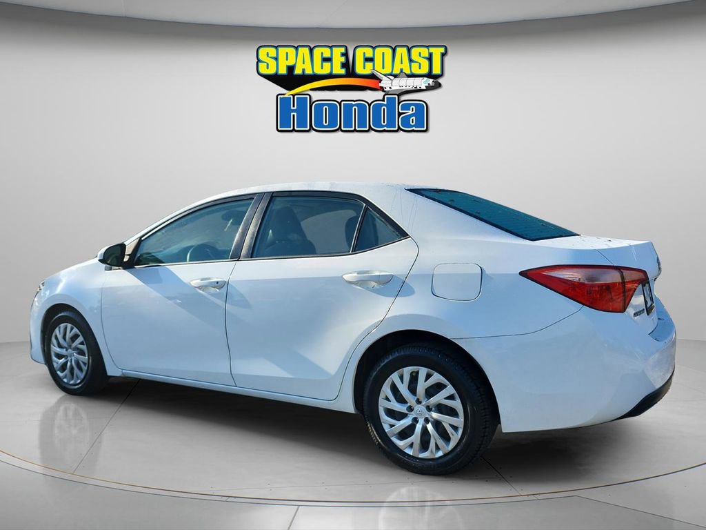 Used 2019 Toyota Corolla LE image 11