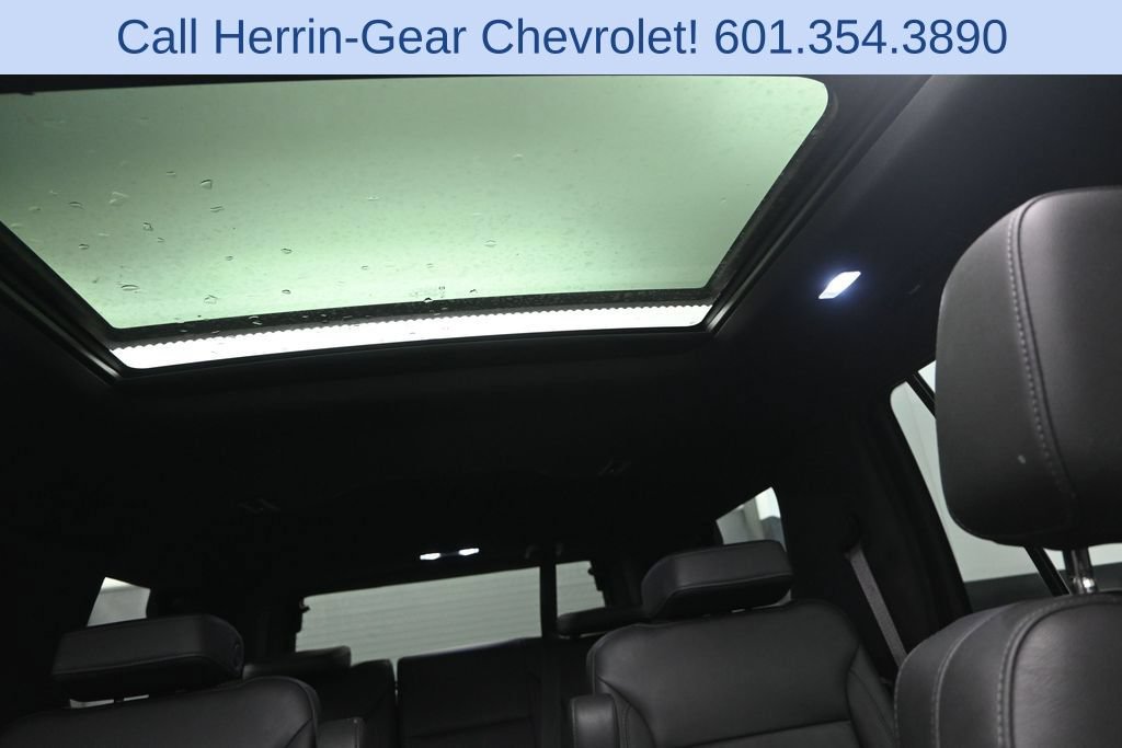 Used 2022 Chevrolet Tahoe Z71 w/ Off-Road Capability Package AWD/4WD image 27