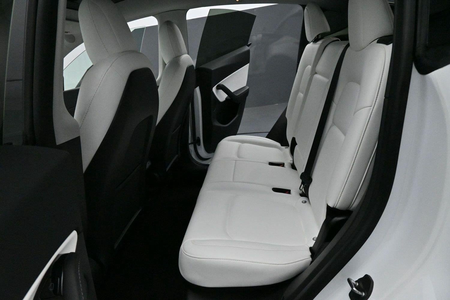 Used 2020 Tesla Model Y Performance AWD/4WD image 24